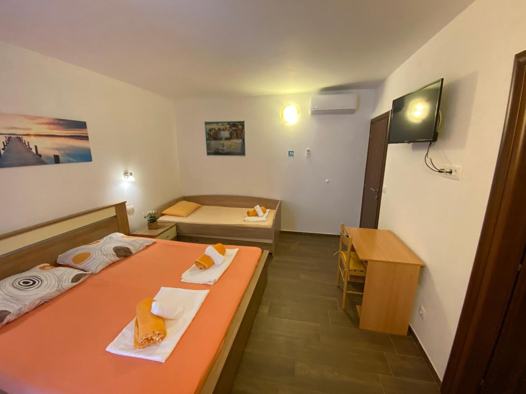 Apartment Toni Дуче Екстер'єр фото